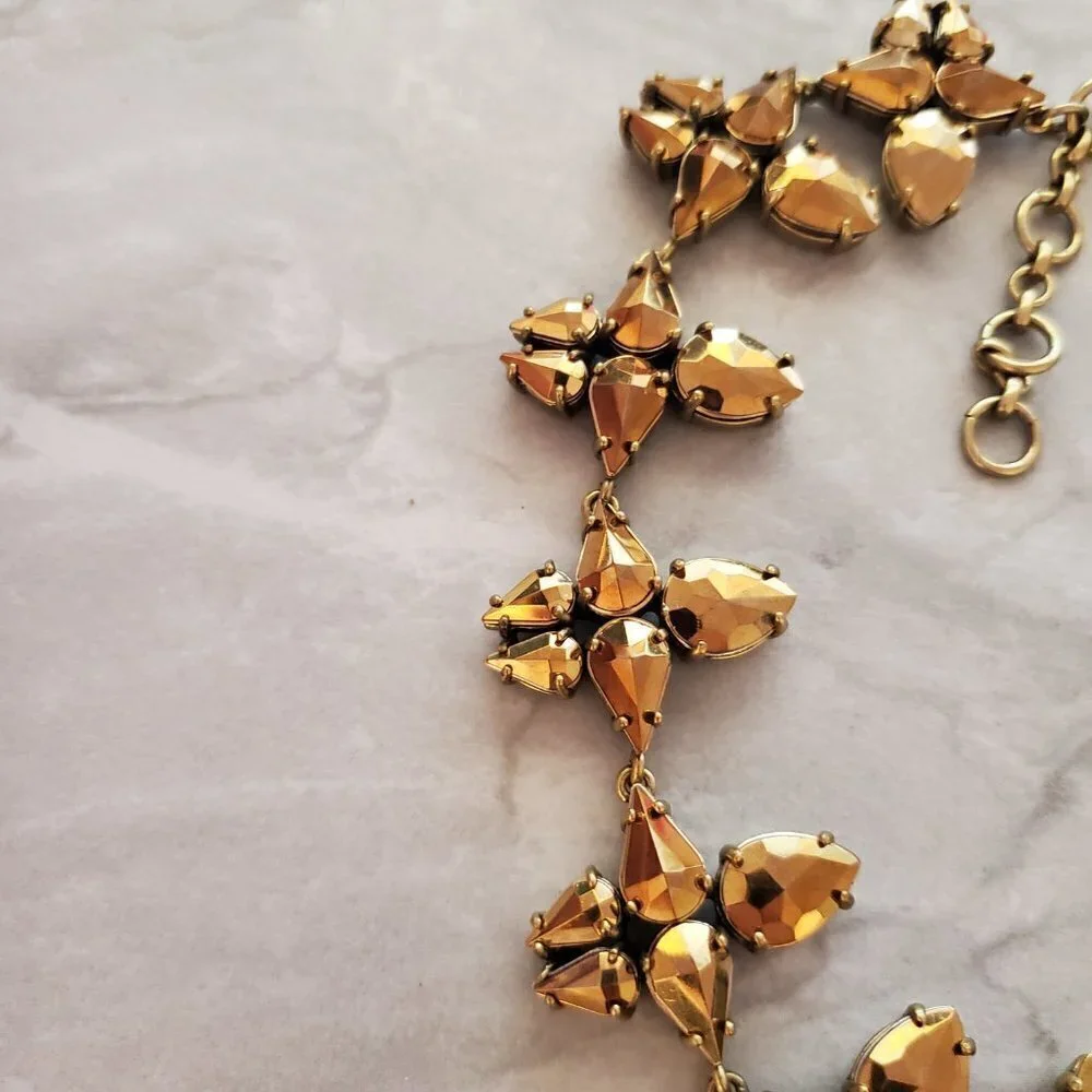 ✨ J.Crew Gold Rhinestone Crystal Cluster Statement Necklace ✨